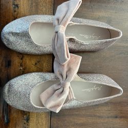 Girls Rose Gold Dress Shoes Size 2