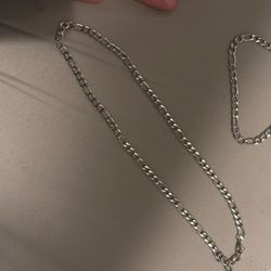 Silver Chain And Bracelet 