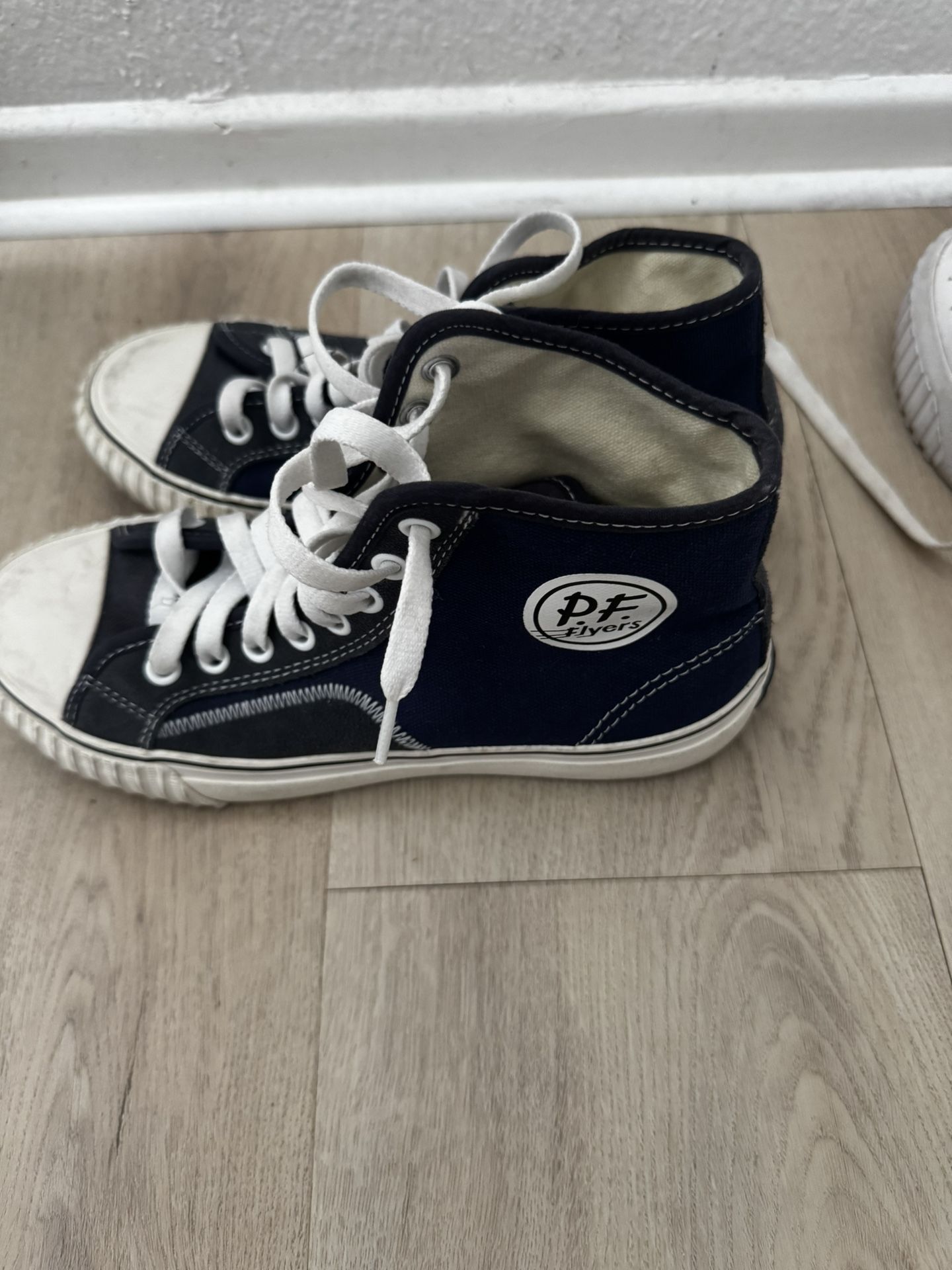 Converse