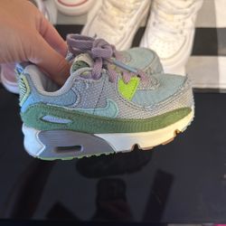 Toddler Nikes 