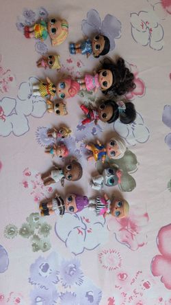LOL Doll House and 14 Lol Dolls!!!