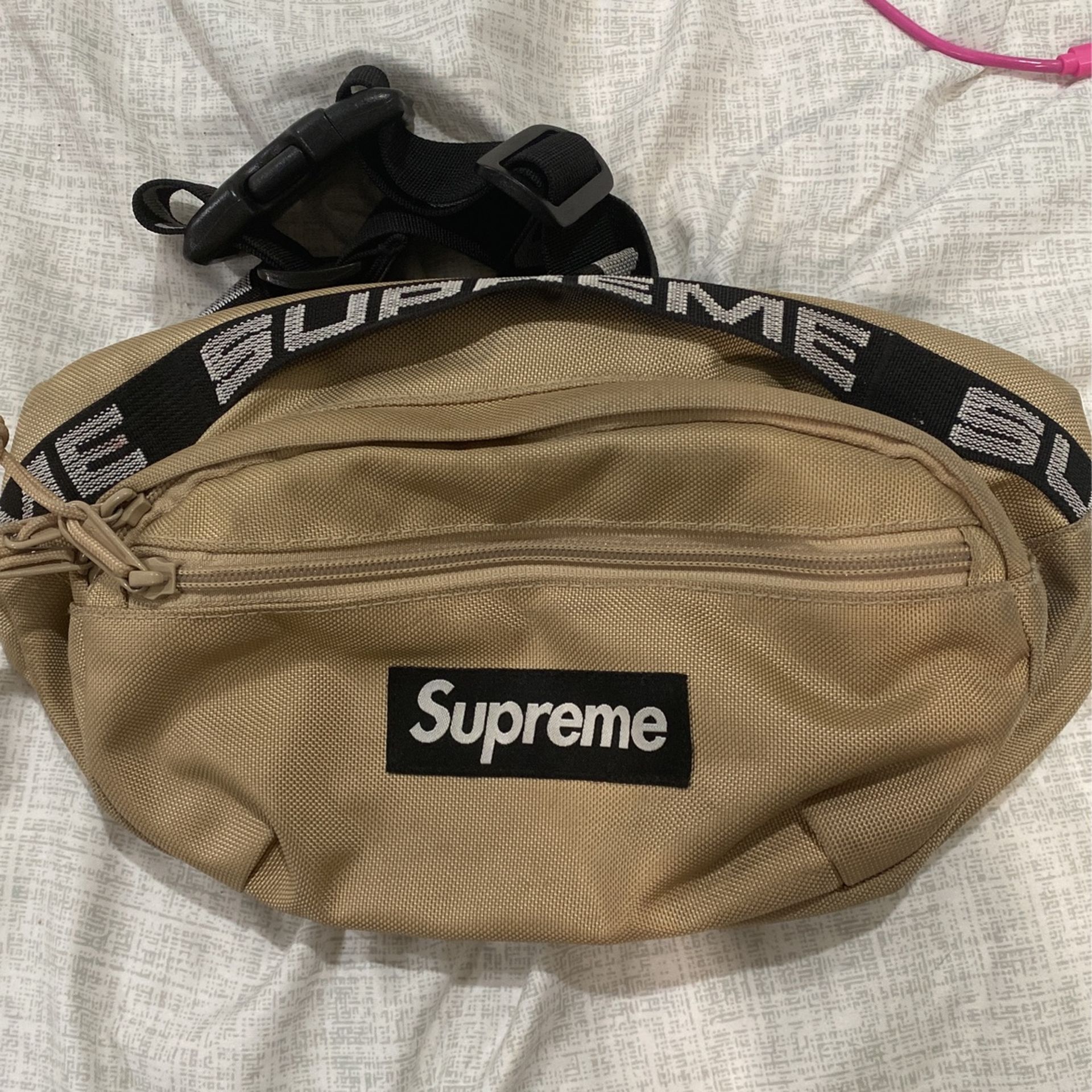 SUPREME FANNY PACK