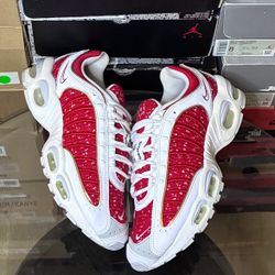 Supreme x Nike Air Max Tailwind 4 'University Red'