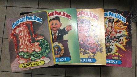 Collectibles Garbage Pale folders