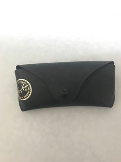 Ray-Ban sunglasses 🕶 case only