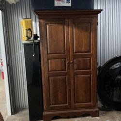 Armoire