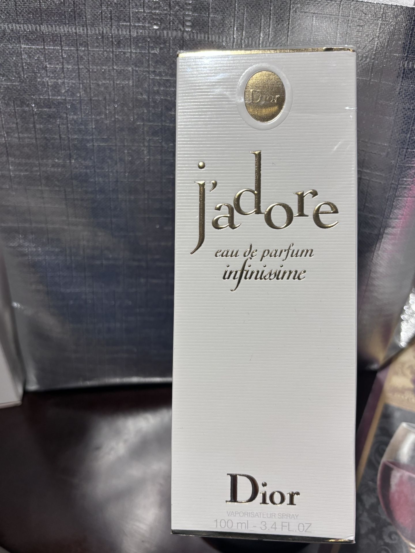 Men & Women Fragrances- Perfumes