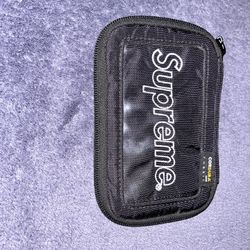 Supreme Zipper Wallet