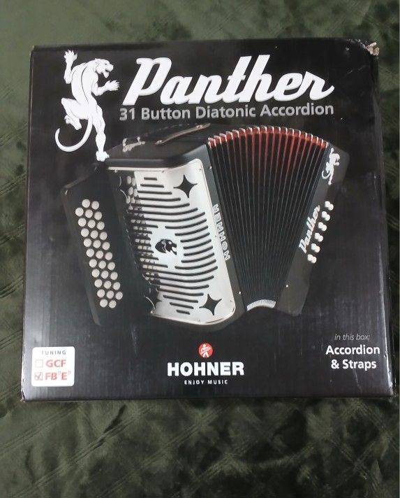 HOHNER ACCORDION