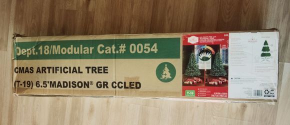 Holiday 6.5ft Madison Pre-Lit Artificial Christmas Tree