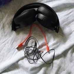 🔥 NEW! JBL Tune 770NC Noise Cancelling Wireless Headphones - Black - SAVE $120!