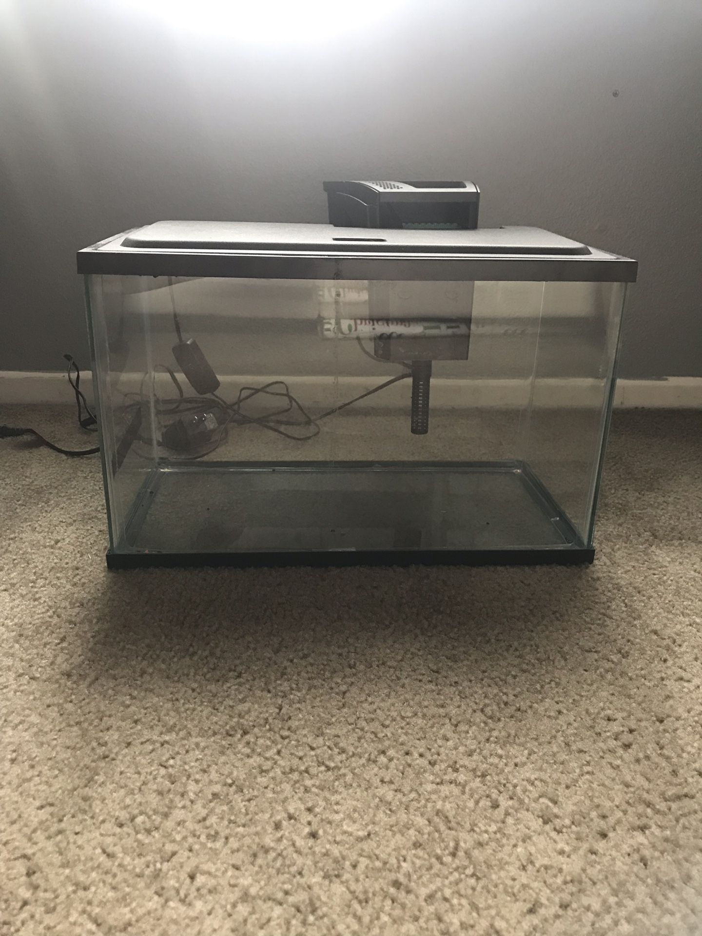 5 gallon fish tank.