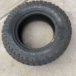 285/65/18 Good Year Wrangler Tire Only Have 1