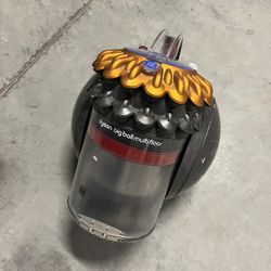 Dyson  vacuum cleaner