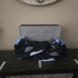 Jordan 5 Black University Blue 