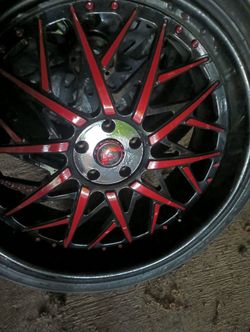 24-in Forgiato Rims Floating Center Cap
