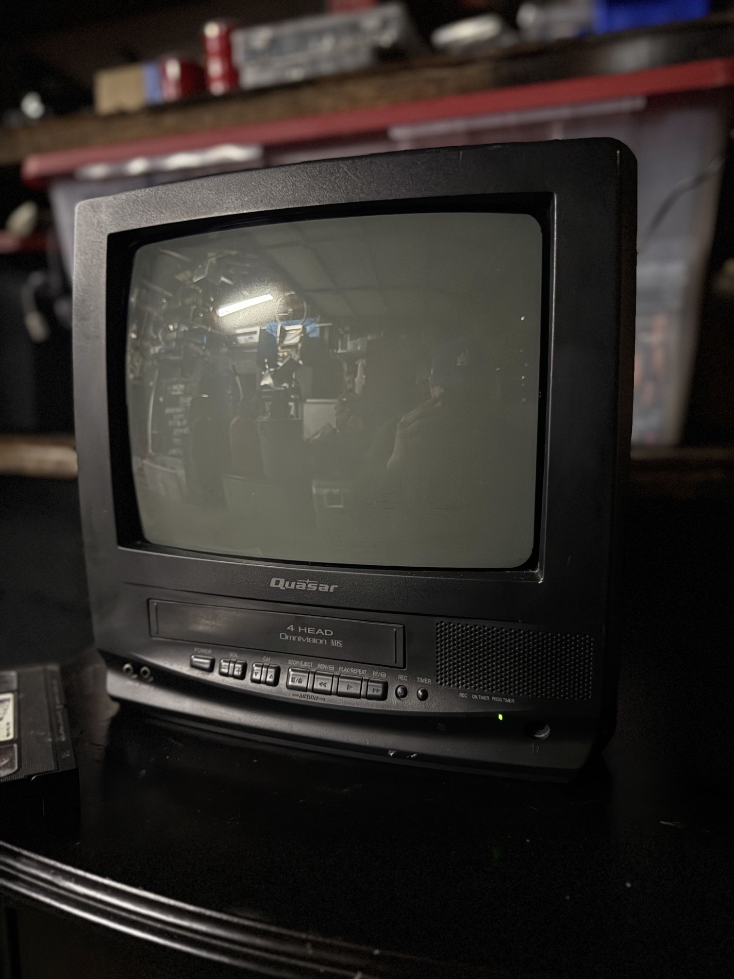 13” Quasar (Panasonic) CRT TV w/ VHS PLAYER 