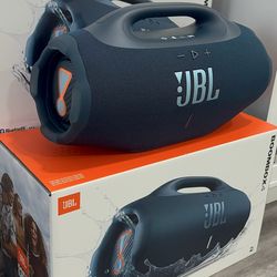JBL boombox 4 speaker Bluetooth