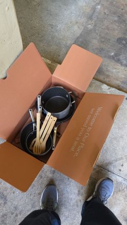 Pots and Pan set