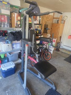 Pull-ups machine