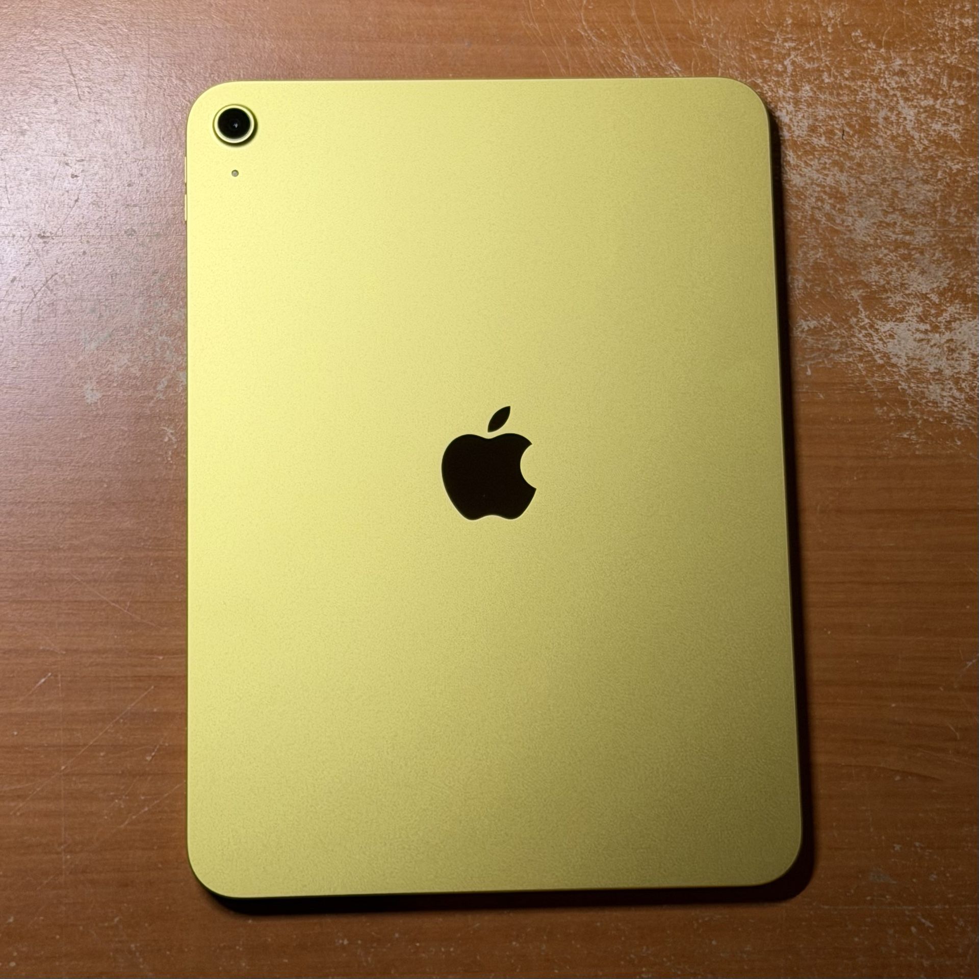 iPad (A16) 128GB with Magic Folio