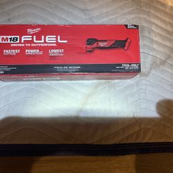 Milwaukee M 18 fuel multi tool sealed box