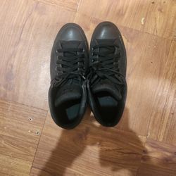 Converse shoes black