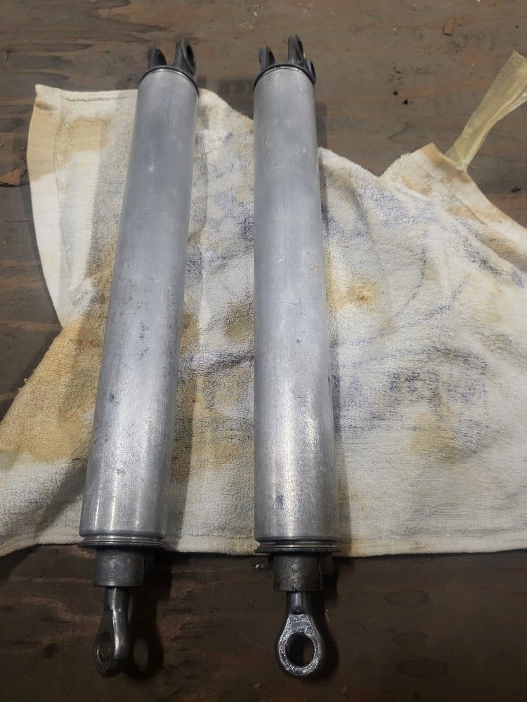 1966 Ford Thunderbird Convertible Top Lift Cylinder Parts Part