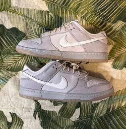 Nike Dunk Low Sneakers