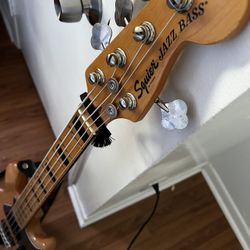 Squier Classic Vibe '70s Jazz Bass V 5-String Natural