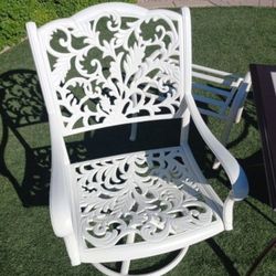 Classic Swivel Rocker Patio Set 