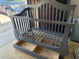 Gray Convertible Baby Crib with Storage Drawer
