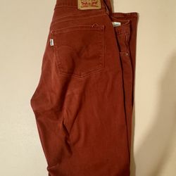 Levi Mid rise skinny pants Size 28