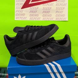 adidas Gazelle triple black NEW 5M