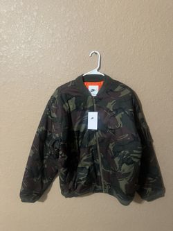 🔥🔥🔥Nike Life MA1 Flight Camo Jacket (sz. M)