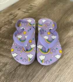 Toddler girl purple rainbows print sandal size 5-6