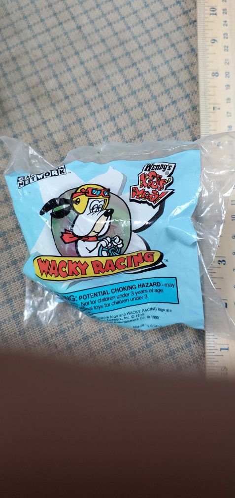 1999 Wendy's Wacky Racing Jetsons Car in Bag