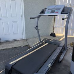Treadmill 