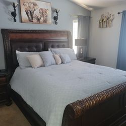 California King Bedroom Set – Bed, Mattress, Dresser, Mirror & Armoire – Solid Wood