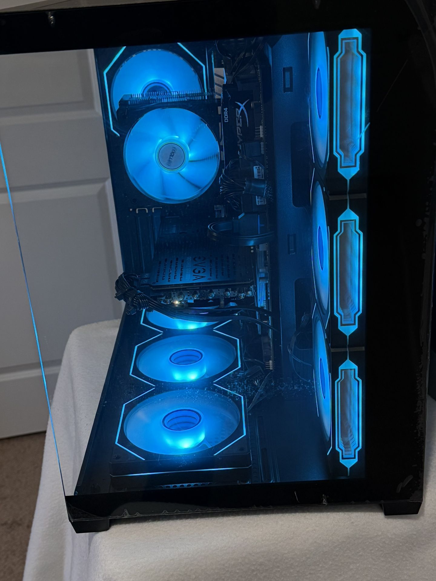 Awesome i7 11700F 32GB DDR4 1080 Ti 11GB 1 TB M.2