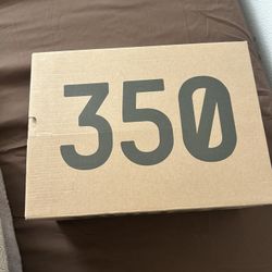 350 Yeezys V2 Slate 5.5  Use 