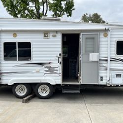 2007 Mega Lite Extreme 23LT