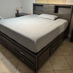 King Bedroom Set ASHLEY