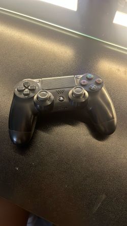 PS4 Controller