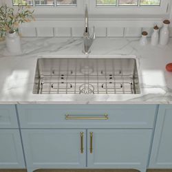 32 in Undermount Kitchen Sink