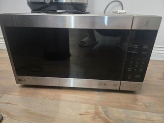LG Microwave