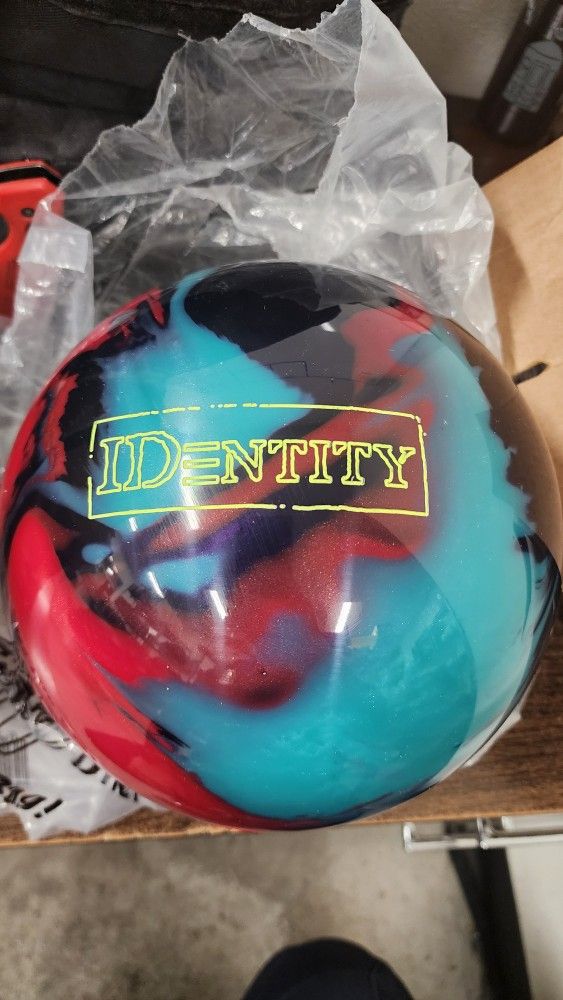 Storm Identity Bowling Ball
