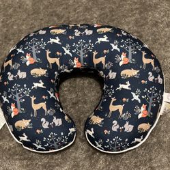 Boppy Woodland Friends Classic Pillow