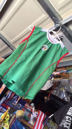 Mexico 🇲🇽 sleeveless jersey size youth M /14