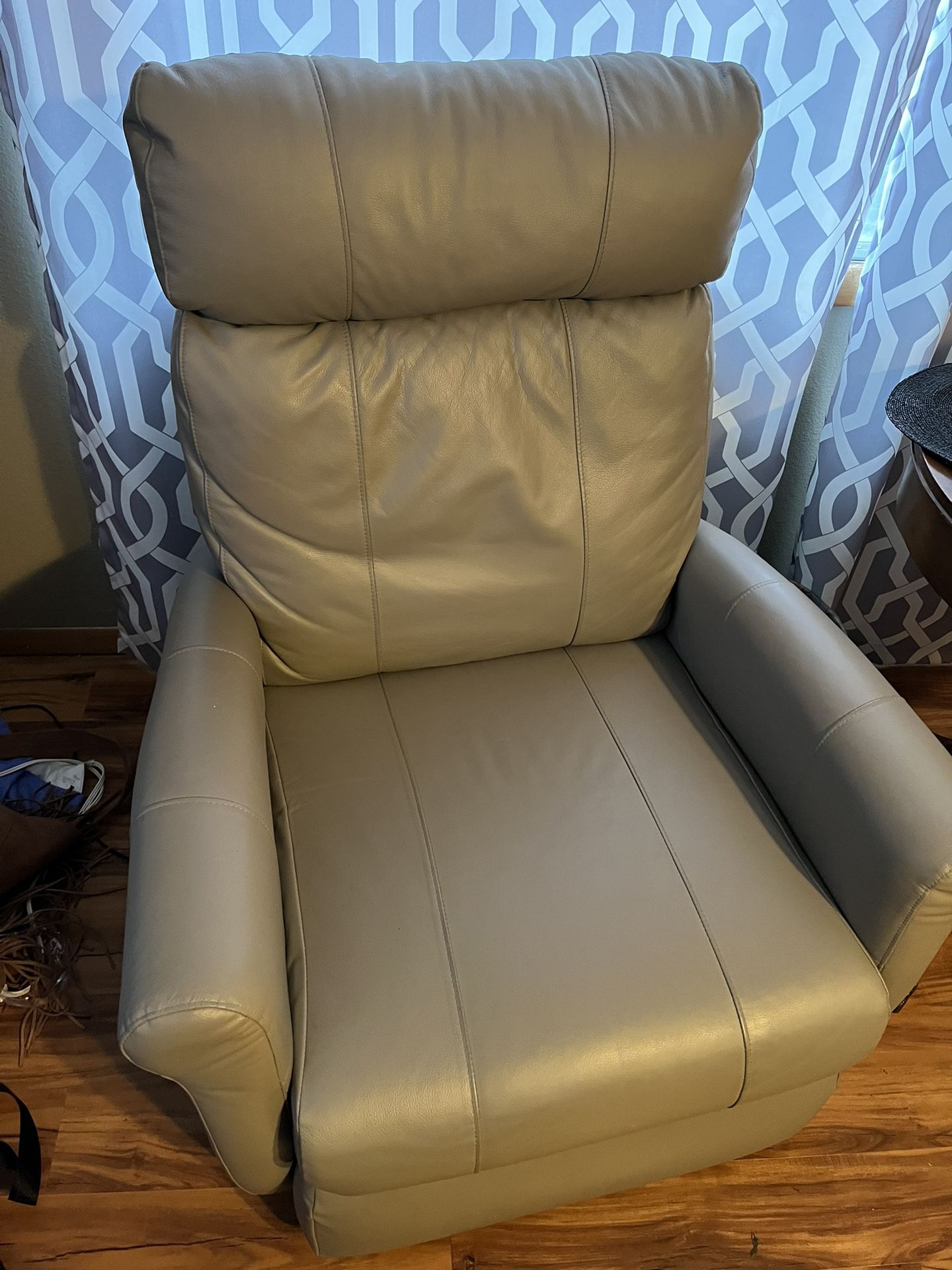 Recliner